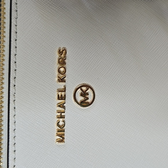 Michael Kors White Tote with Bear Charm Added EUC LIKE NEW - Picture 2 of 12